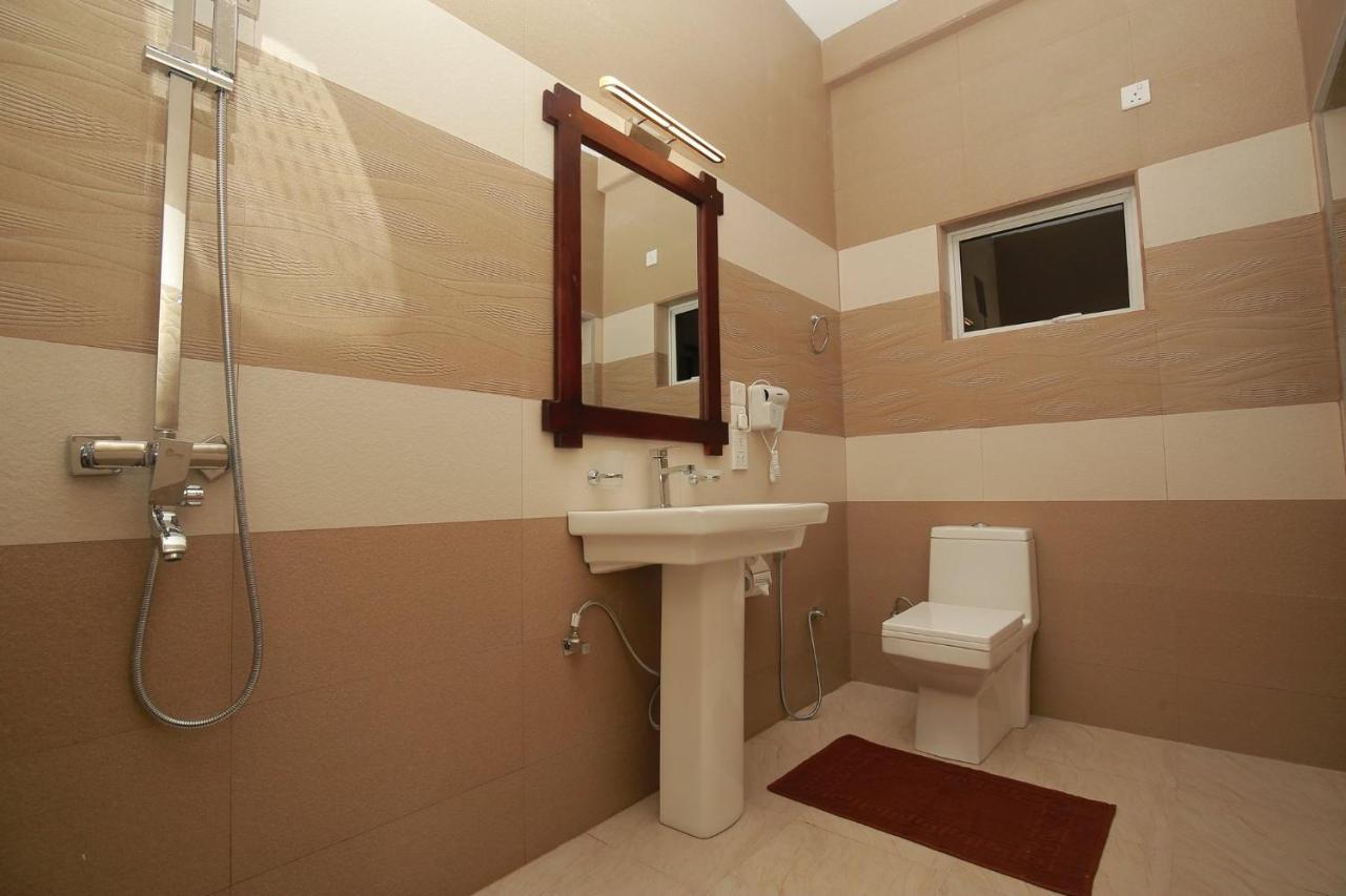 Hotel River Front Tissamaharama Zewnętrze zdjęcie